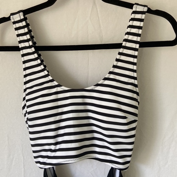 Reneshanta Swimsuit Attached 2 Piece Black and White Size Medium - Picture 2 of 8